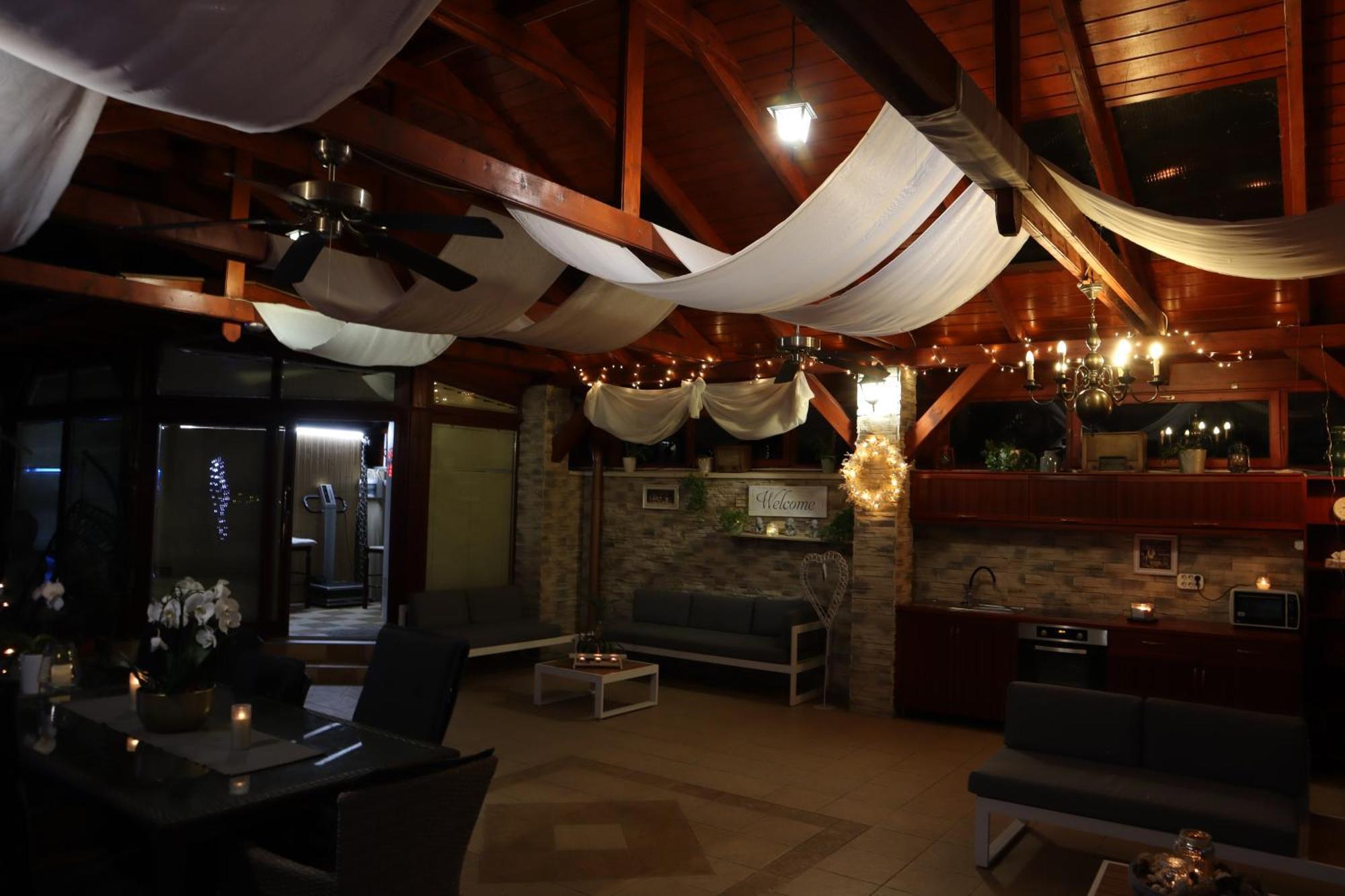 Barackos Wellness Villa Fot المظهر الخارجي الصورة